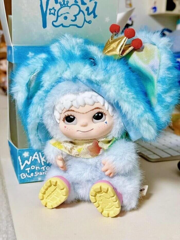 Wakuku Ton Ton Blue Starlight Plush Hanging Card