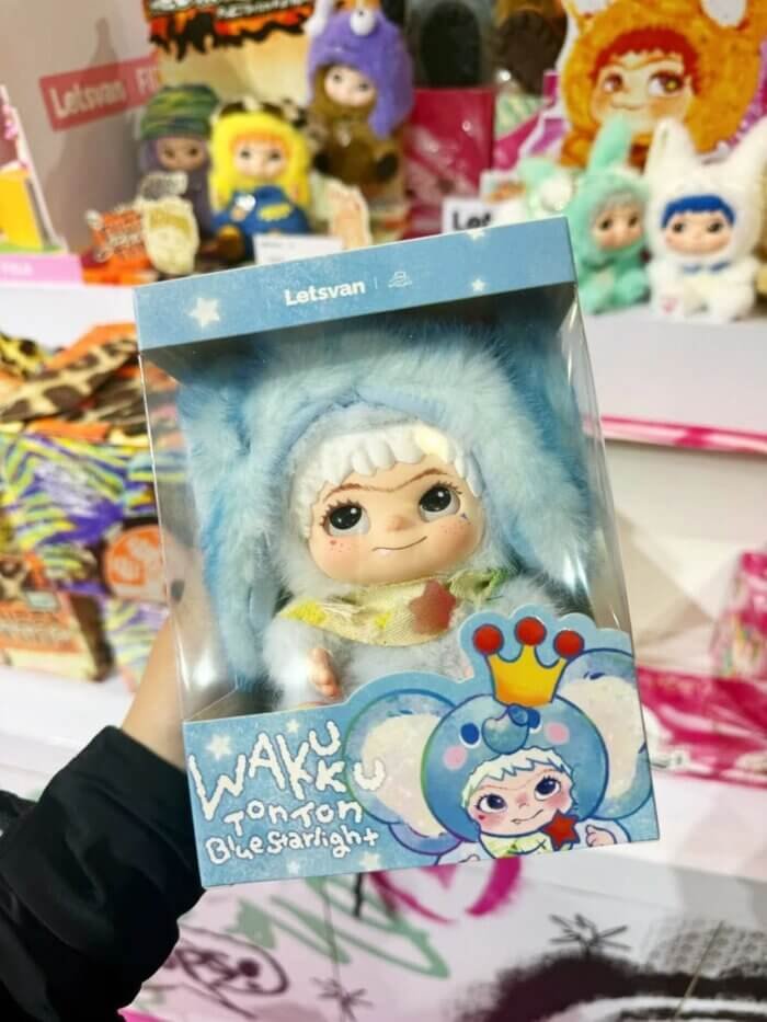 Wakuku Ton Ton Blue Starlight Plush Hanging Card