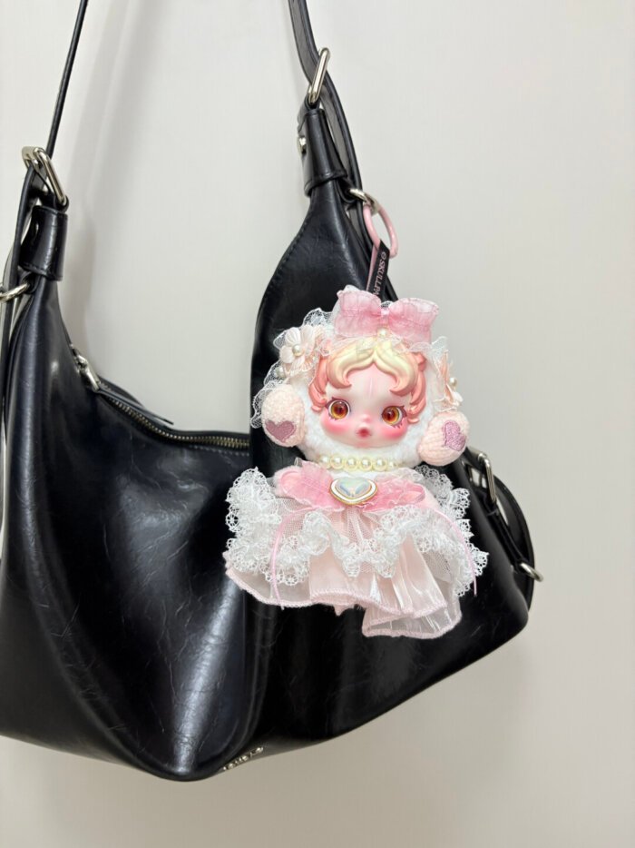 Skullpanda V3 Ghostie Handmade Outfit – Sweet Lolita Pink Lace Dress with Pearl & Heart Brooch